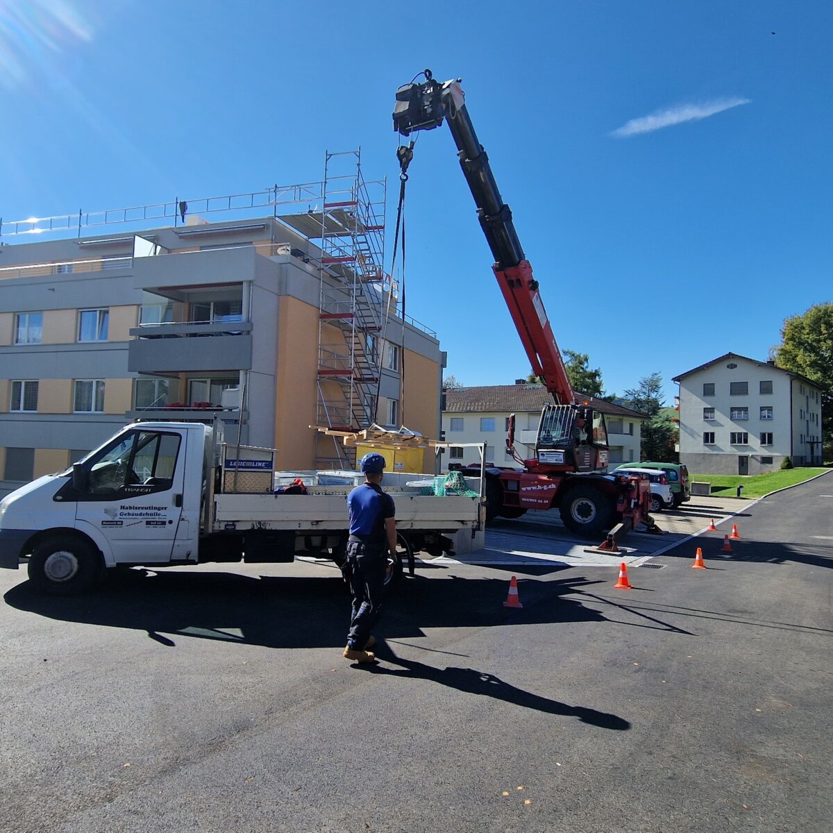 Flachdach sanieren daemmen mehrfamilienhaus