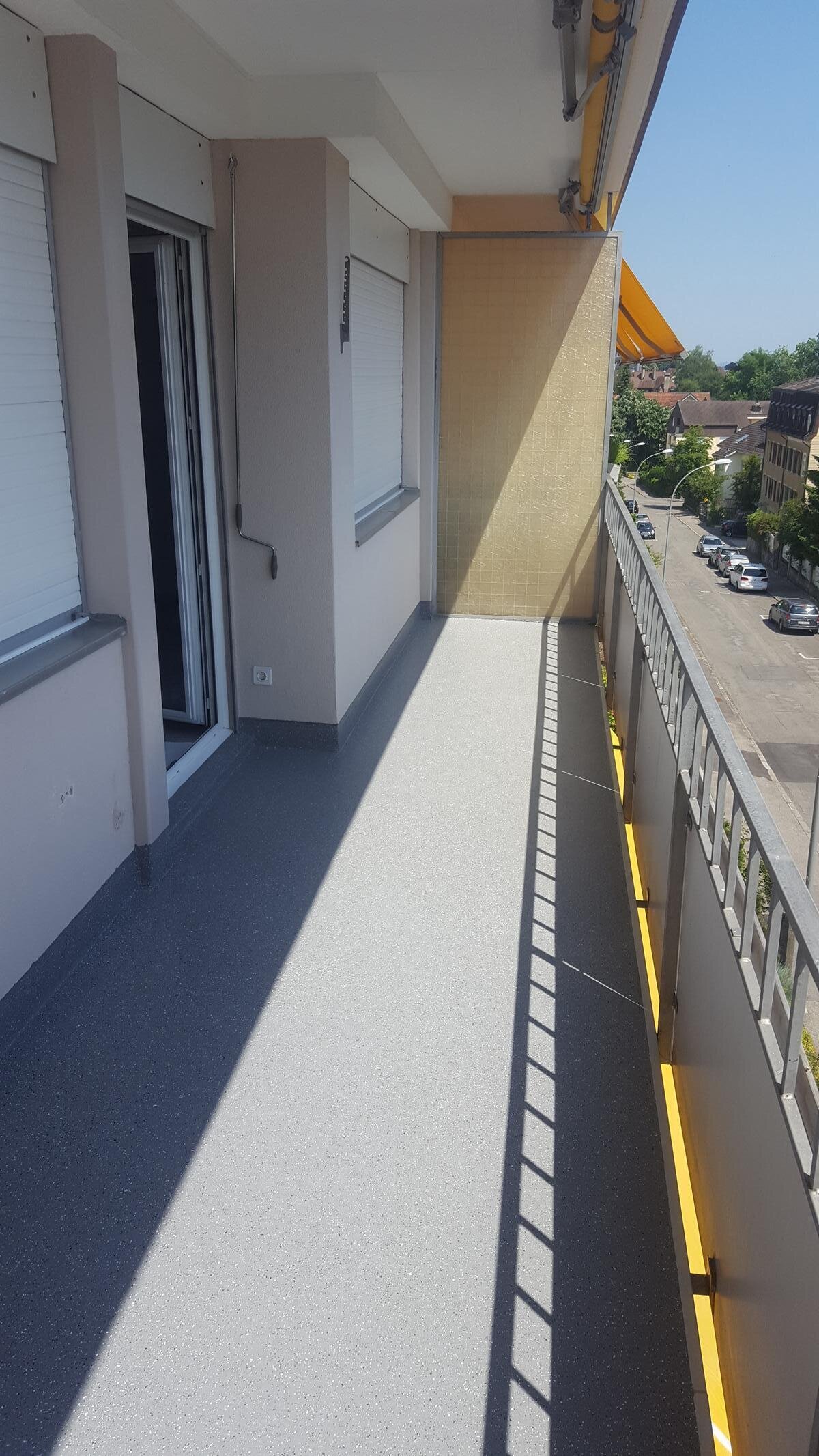Balkon Farbe Blttert Ab